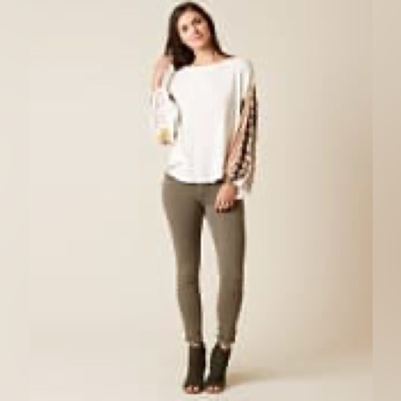 Free People Blossom Thermal Top NWOT - Picture 4 of 5